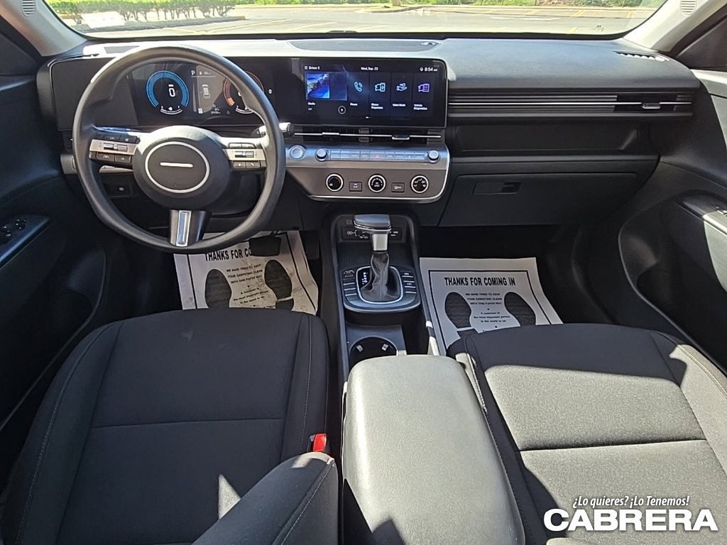 2025 Hyundai Kona SE
