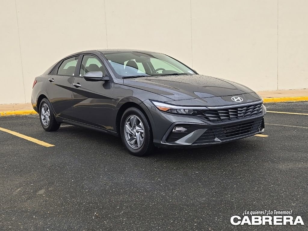 2024 Hyundai Elantra SE