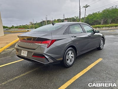 2024 Hyundai Elantra SE