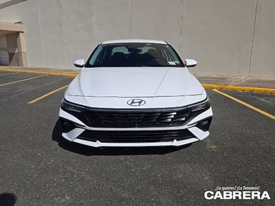 2024 Hyundai Elantra SE
