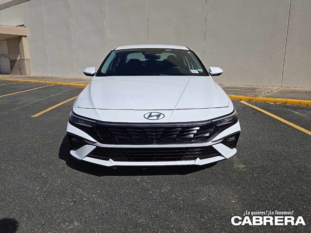2024 Hyundai Elantra SE