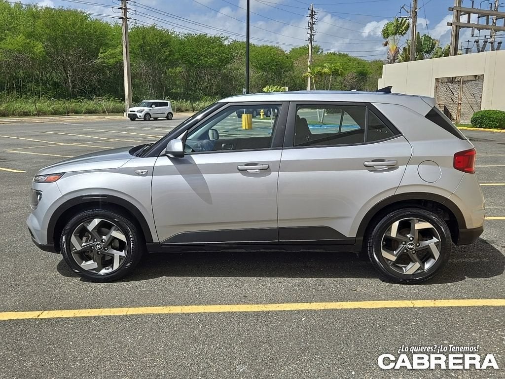 2021 Hyundai Venue SE