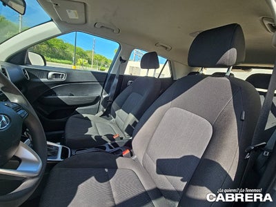 2023 Hyundai Venue SE