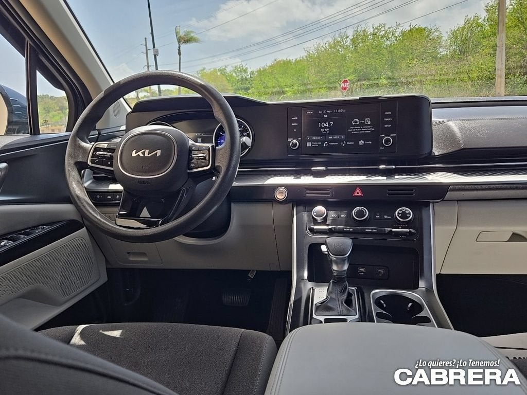 2024 Kia Carnival LX