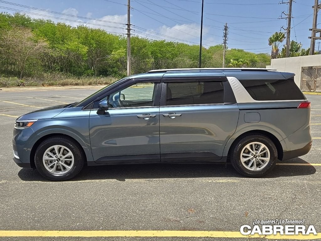 2024 Kia Carnival LX
