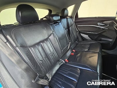 2019 Audi e-tron Prestige