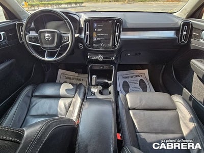2019 Volvo XC40 Momentum