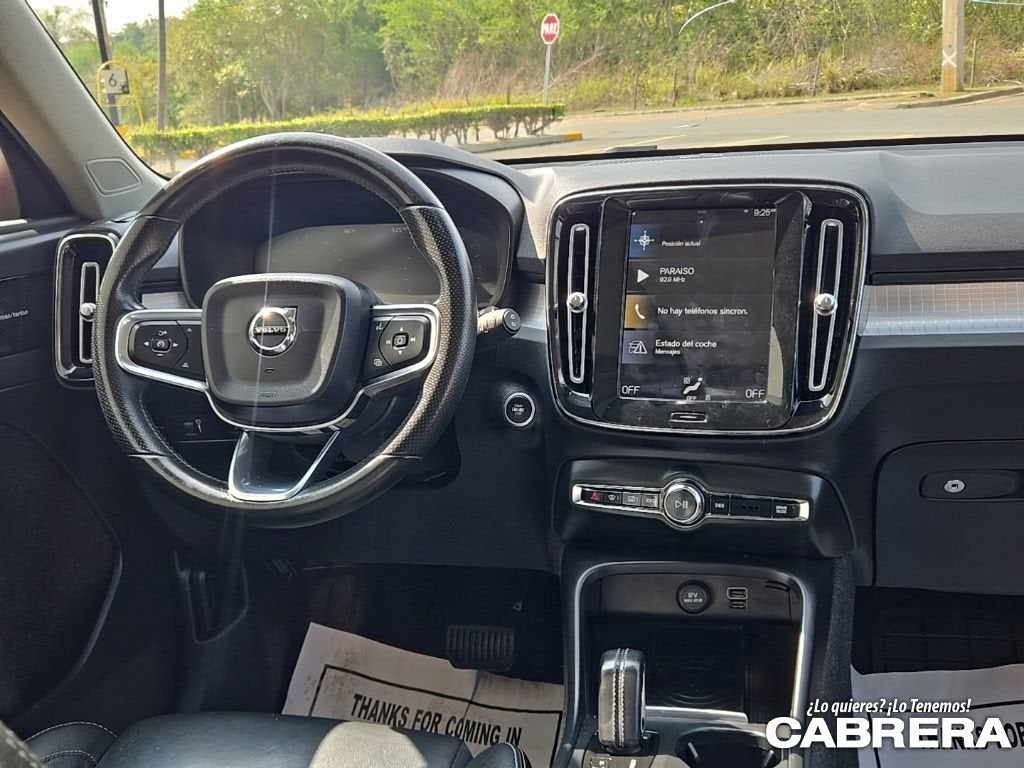 2019 Volvo XC40 Momentum