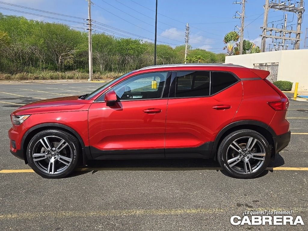 2019 Volvo XC40 Momentum